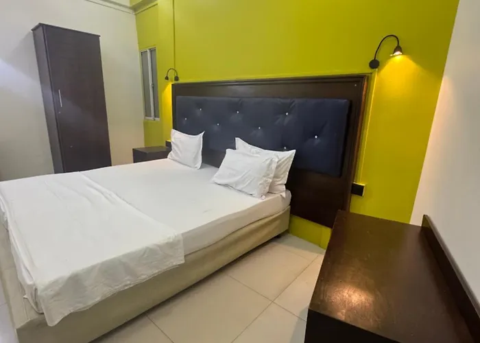 Metro City Hotel